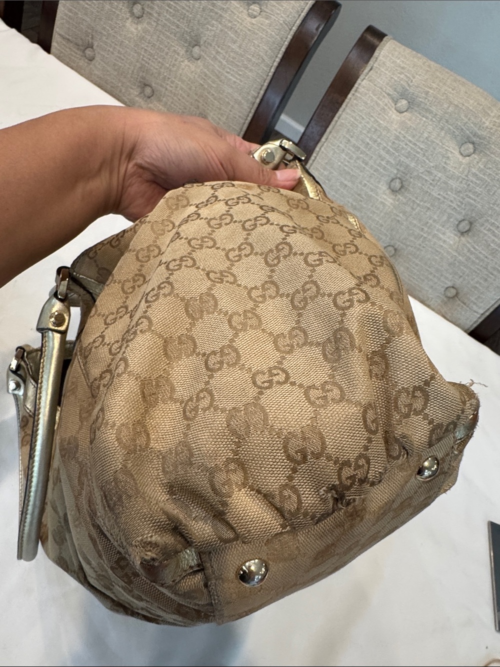 Authentic Gucci Tan GG Monogram Shoulder Bag with Metallic Trim - Picture 5 of 14